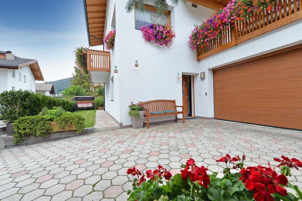 Apartments Dolomie Ortisei Exteriör bild